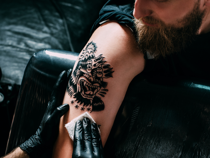 What to do when your tattoo is scabbing – magnumtattoosupplies
